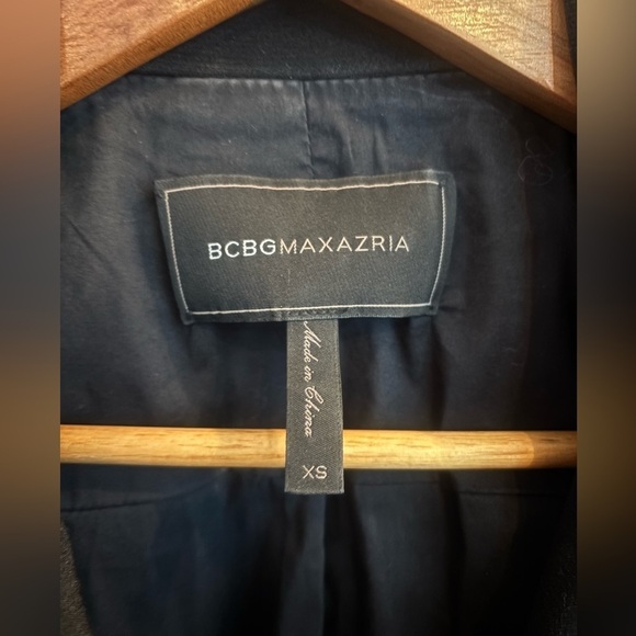 BCBG MAXAZRIA Blazer Rayon Blend ZipUp XS Women’s Like New Condition W/ Pockets - Picture 5 of 12